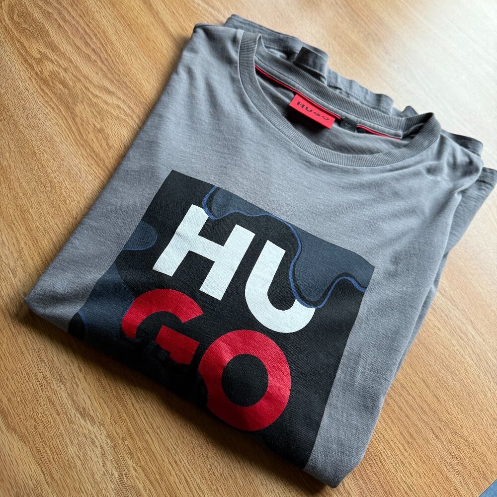 Hugo Long Sleeve Tee / Large